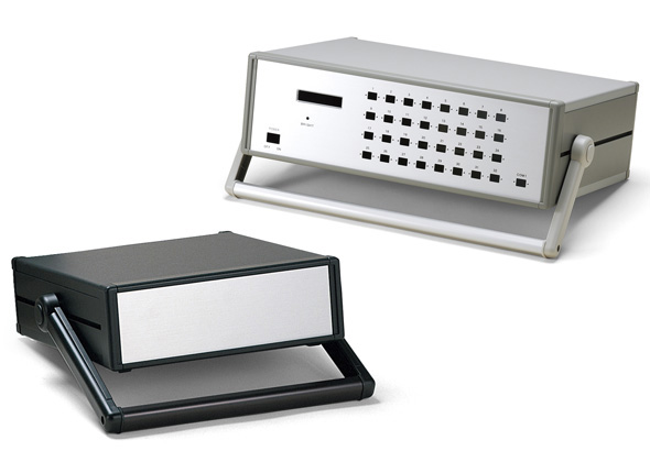 ALUMINUM ENCLOSURE with TIP-UP HANDLE - MON series