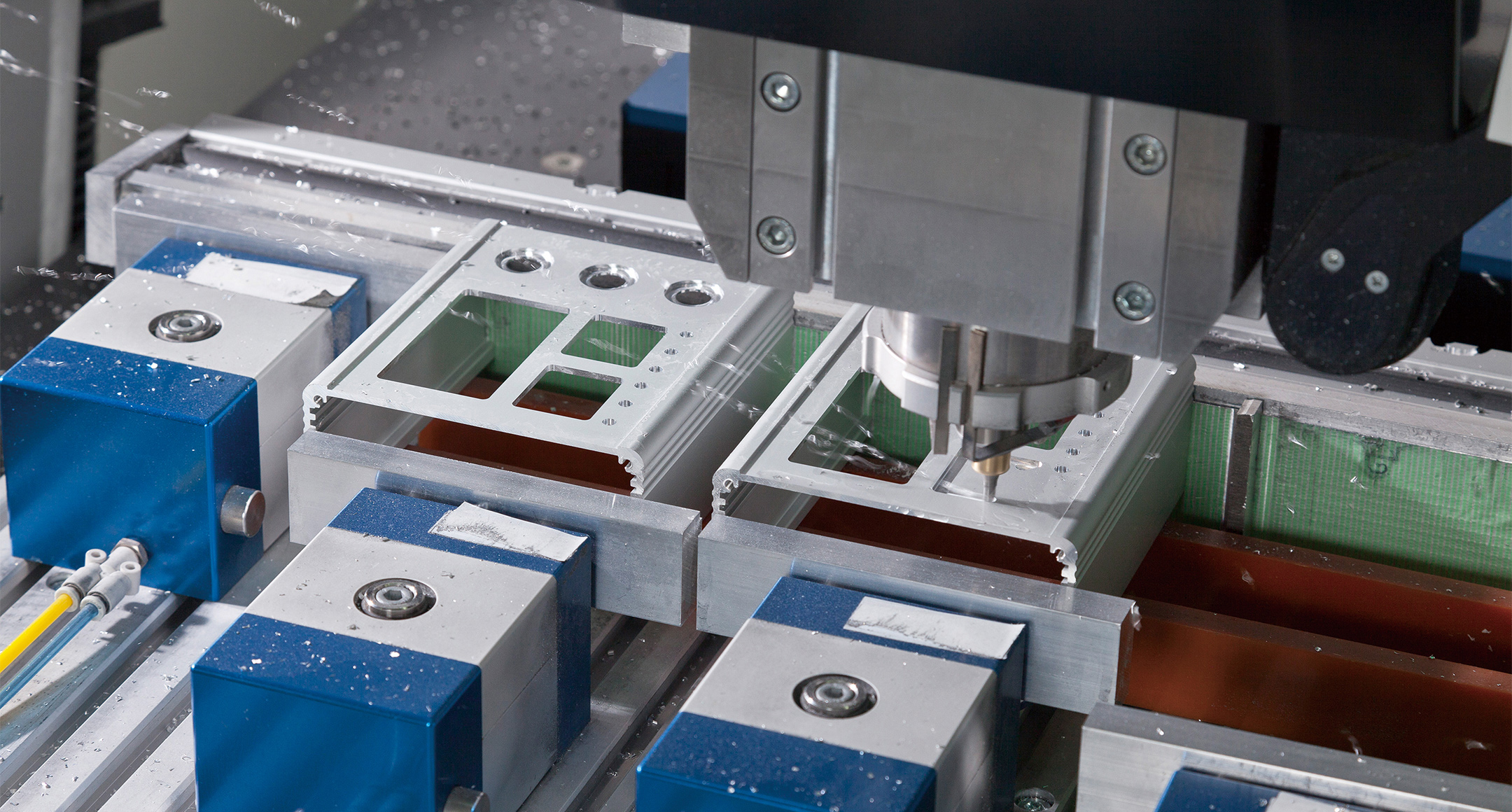 EXTRUDED ALUMINUM ENCLOSURE EX series PRODUCTS TAKACHI