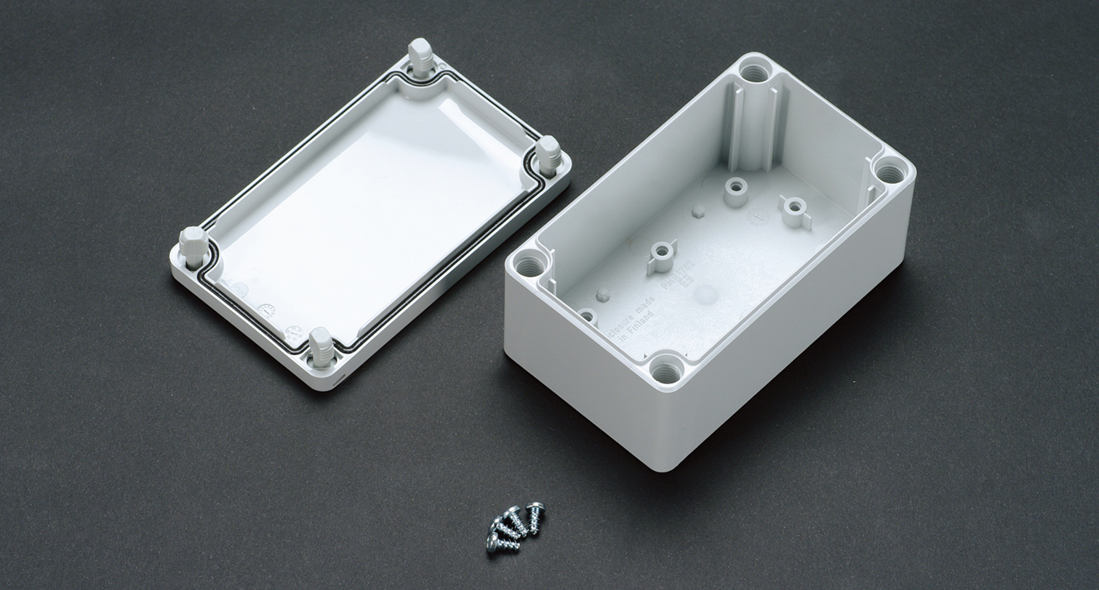 IP67 POLYCARBONATE ENCLOSURE - SPCP series